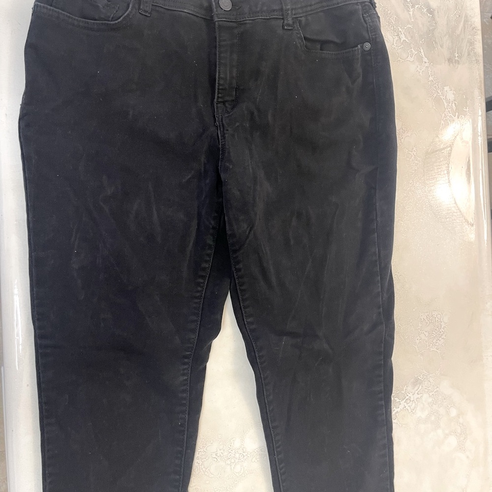 Wallflower The Ultra Fit Length 35 Waist 32 Color: Jet Black Size 15